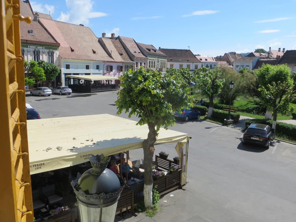 Ferdinand Apartments Mediaş エクステリア 写真
